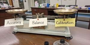 What are three principles used in weighing?