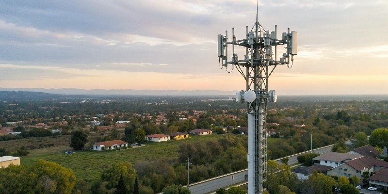 What is a cell load in LTE?