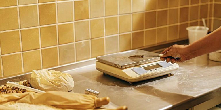 Commercial Kitchen Scale Won’t Work? Fixes for a Fast-Paced Environment
