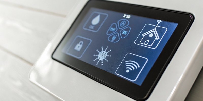 A close-up of a scale's interface showing network connectivity and system integration icons