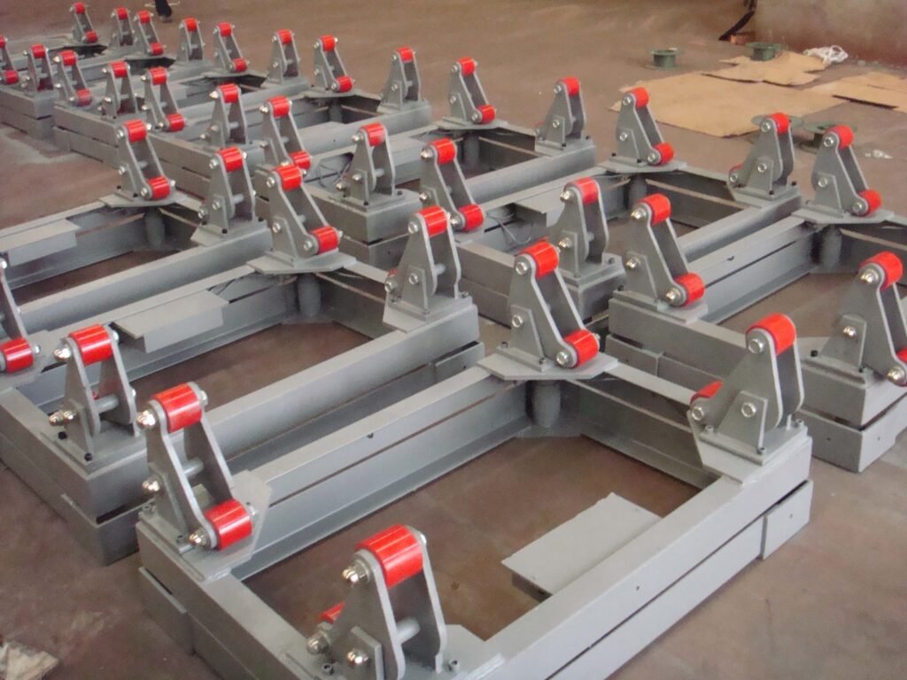 Suitable for weighing scale and storing liquid chlorine, ammonia and other chemical cylinders.