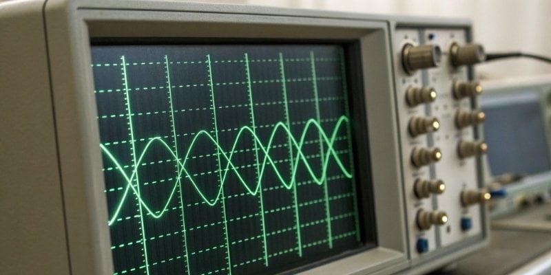 RS-232 Signal Levels An oscilloscope showing an RS-232 signal with positive and negative voltages