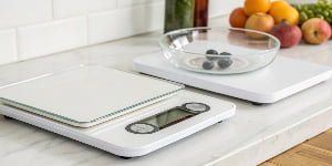 Are cheap digital scales (around 25-30 USD) accurate?