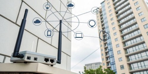 IoT and AI in Weighing A network diagram showing a central computer connected to various smart scales, sensors, and cloud services.