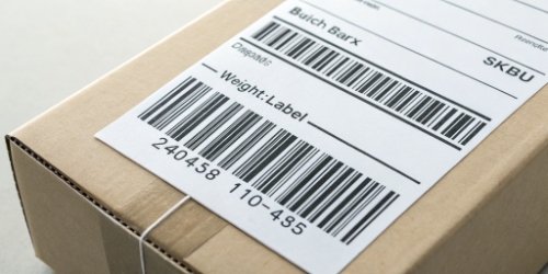 A dynamic label showing weight, SKU, barcode, and batch number