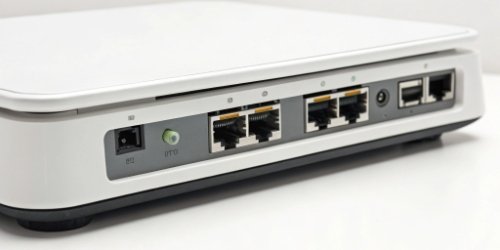 What network connectivity options (Wi-Fi, Ethernet) are essential for a label printing scale?